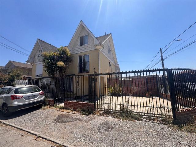 Arriendo Casa Maipú La montura 3111