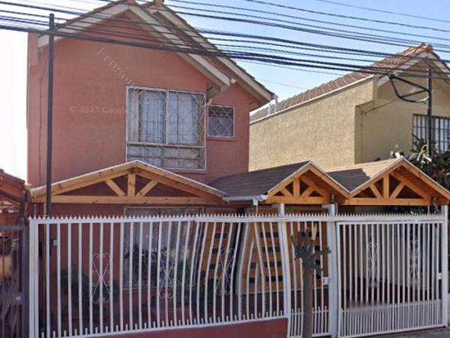 ARRIENDO CASA MAIPU