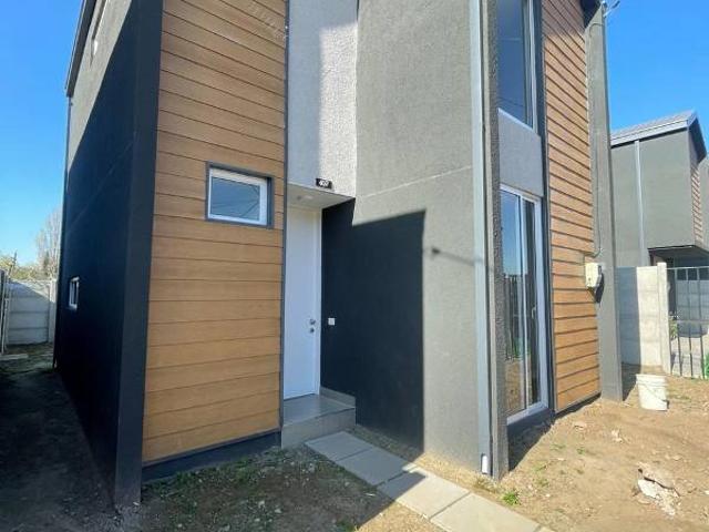 Arriendo casa nueva