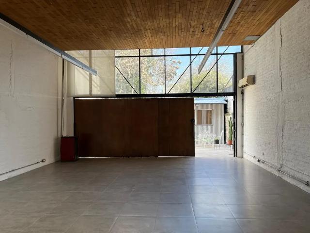 Arriendo Casa oficina Barrio Italia / Providencia