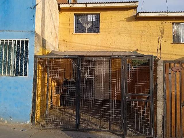 ARRIENDO CASA A DOS CUADRAS DEL CAN