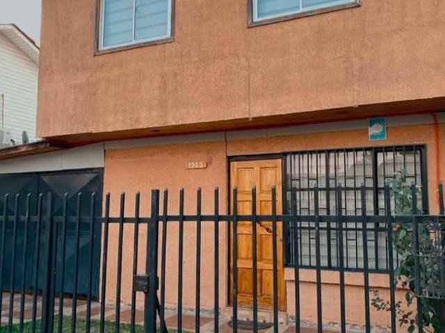 Arriendo casa a empresa