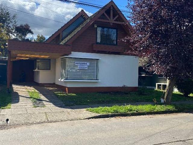 Arriendo casa a pasos Clínica Red Salud