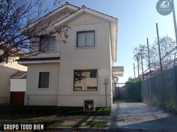 Arriendo Casa aislada 3d 3b, Estac. Condominio