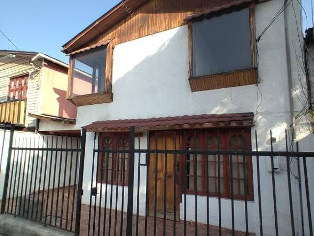 ARRIENDO CASA ALMIRANTE LATORRE, QUILICURA