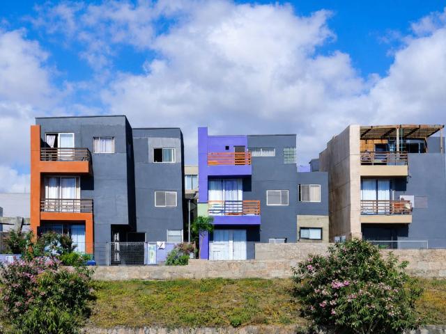 Arriendo casa amoblada para empresas – seis personas