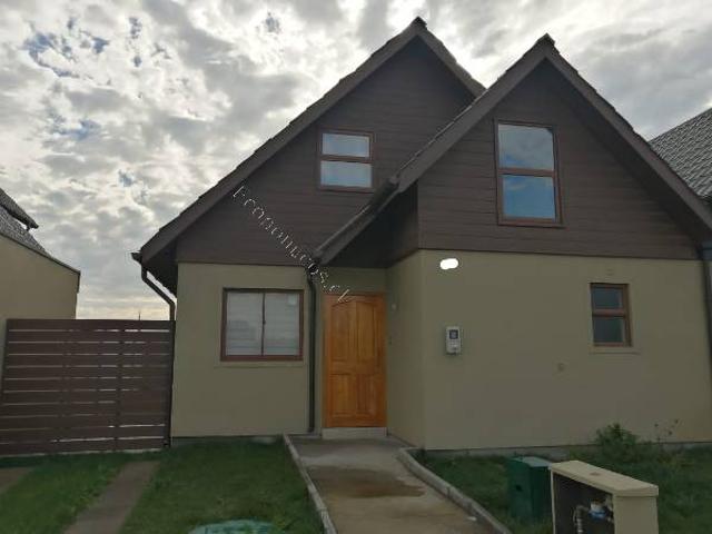 ARRIENDO CASA AMOBLADA 3D, 3B HACIENDA LAS CRUCES