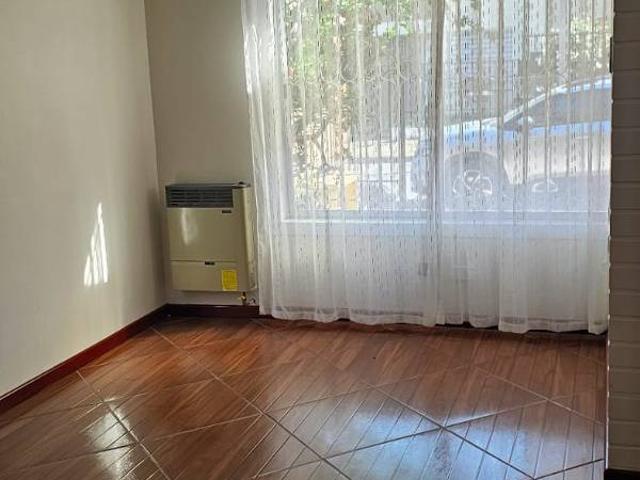 Arriendo casa amplia con patio techado, bodega