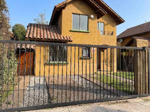 Arriendo Casa Arqviva Peñalolen