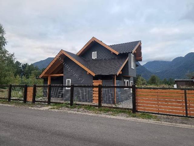 Arriendo casa año corrido en Condominio Pucón