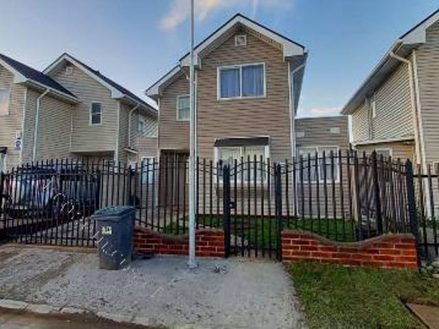 ARRIENDO CASA AÑO CORRIDO PUERTO VARAS
