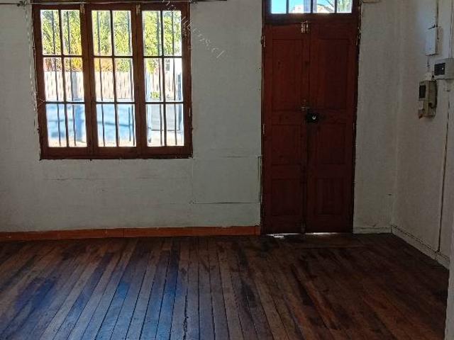 ARRIENDO CASA C° PLACERES A PAREJA JUBILADOS