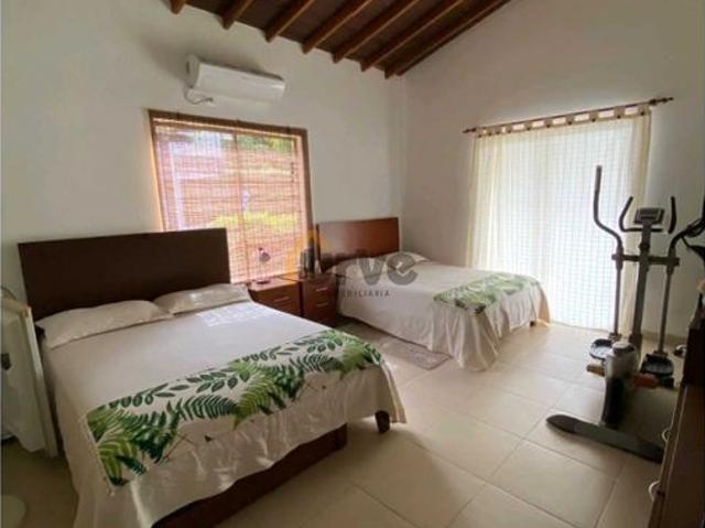 ARRIENDO CASA CAMPESTRE AMOBLADA EN SAN JERONIMO, CONDOMINIO HACIENDA