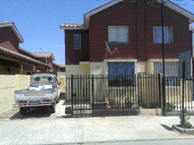 ARRIENDO CASA CENTRAL ESPECIAL EMPRESAS LA LIGUA