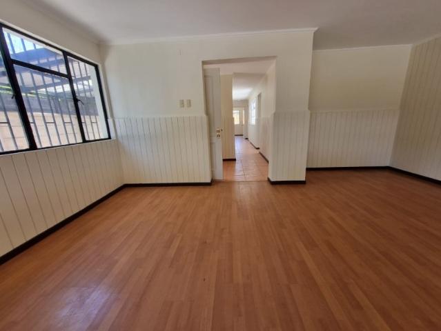 ARRIENDO CASA CÉNTRICA