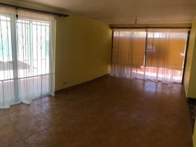 Arriendo casa centro de los andes