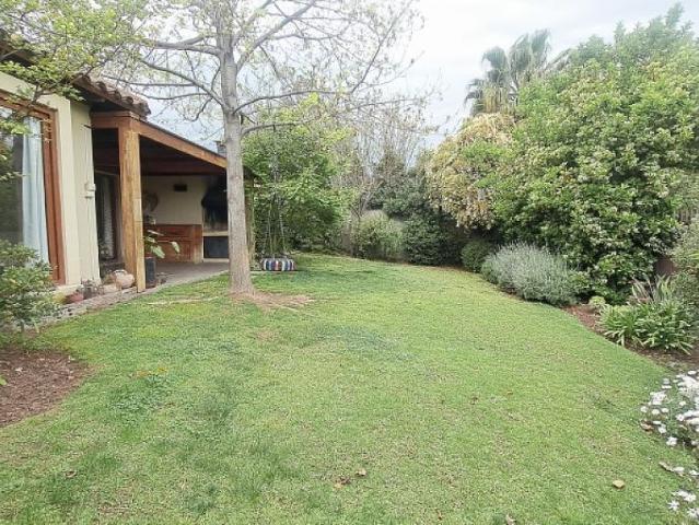 Arriendo casa colina avenida josé rabat colegio pedregales / san anselmo