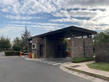 Arriendo Casa Colina Condominio Alcázar de Chicureo