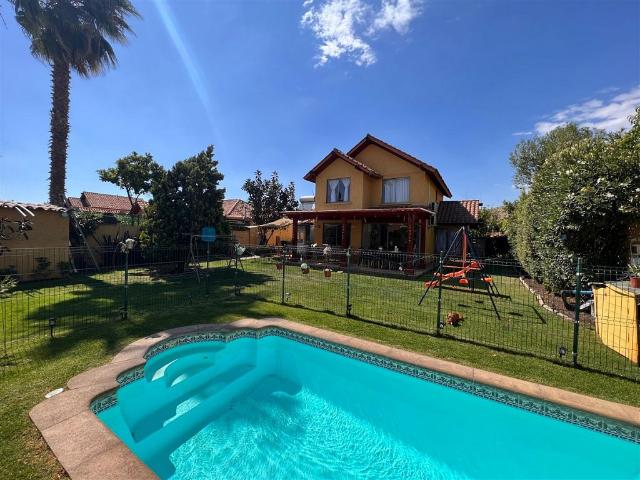Arriendo Casa Colina El molino avenida ignacio carrera pinto