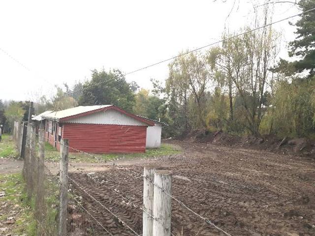 ARRIENDO CASA CON BODEGA Y SITIO AMPLIO EN NACIMIENTO