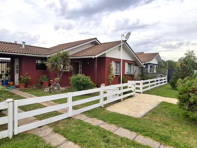 Arriendo casa con piscina en tranquilo condominio circuito cerrado 24/7, Peñaflor