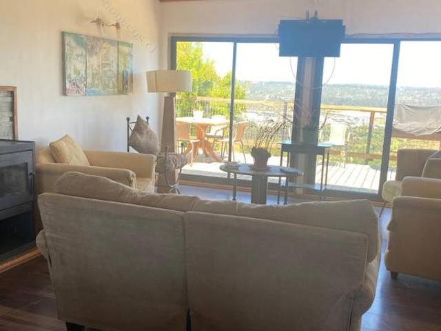 Arriendo casa con piscina 3 dormitorios
