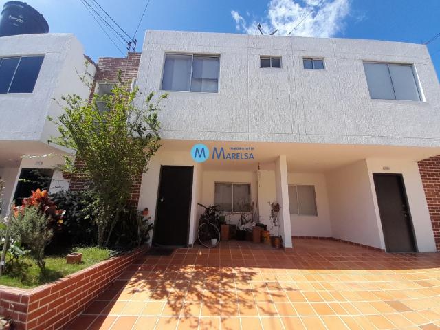 ARRIENDO CASA CONDOMINIO en chaparral