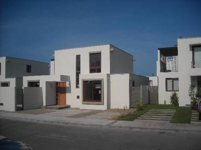 Arriendo Casa Costa Laguna
