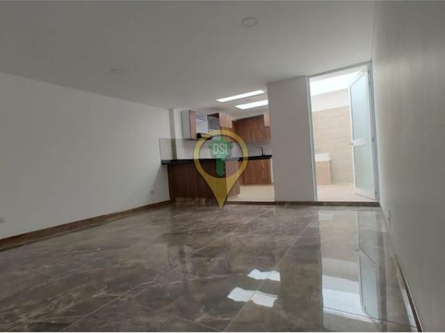 Arriendo Casa Cota Urbana $ 3.200.000