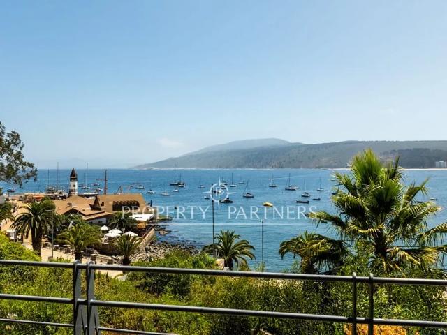 Arriendo Casa De Ensueño Frente Al Mar En Papudo.