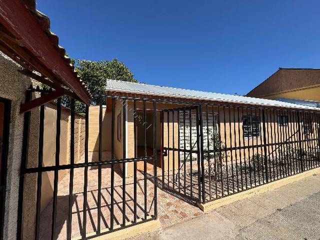 ARRIENDO CASA DE UN PISO CENTRO DE VILLA ALEMANA $530000