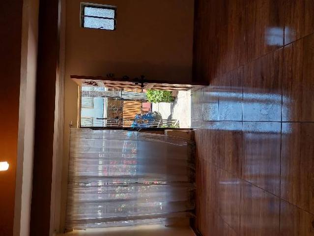 Arriendo casa de 4 dormitorios en pasaje cerrado