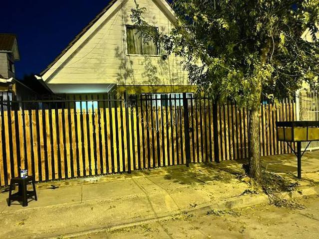 Arriendo casa dos pisos, individual, Viña Sta. Bca. Rancagua