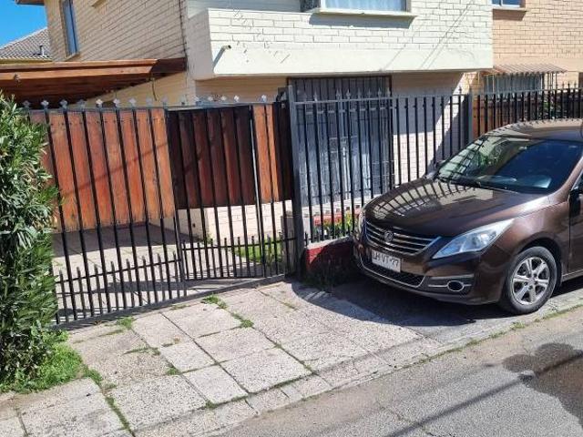 Arriendo Casa Dos Pisos, Sector Jacarandá En Ciudad Satélit