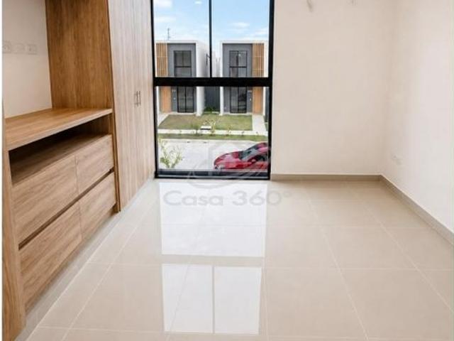 ARRIENDO CASA DORAL WEST