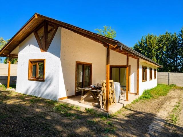 Arriendo casa el monte