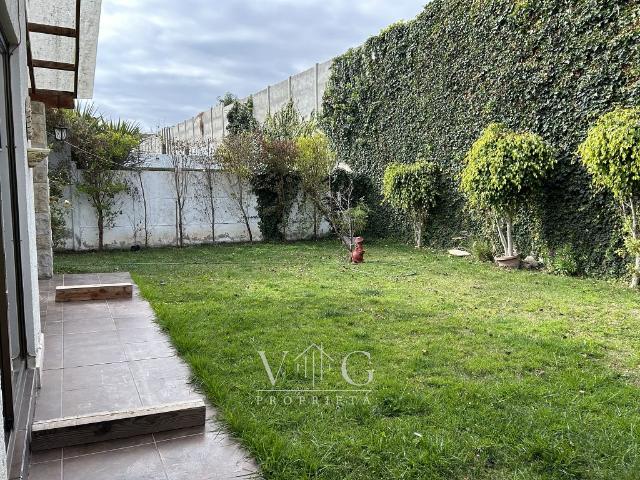 ARRIENDO CASA EL SANTUARIO DE PEÑUELAS 3D Y 3B