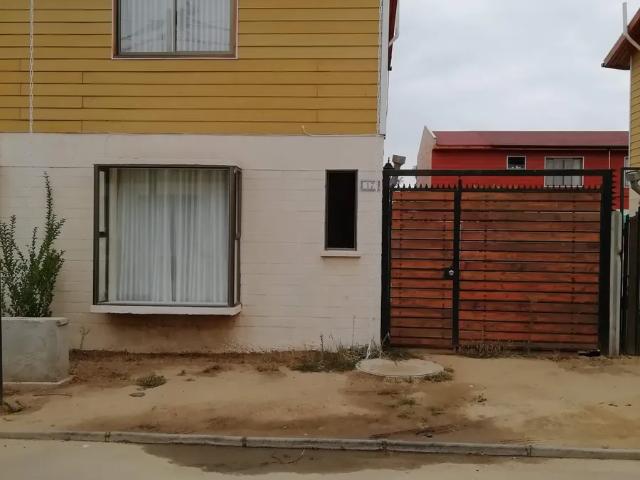 Arriendo Casa En Av. Bernardo Leigthon, Peñablanca