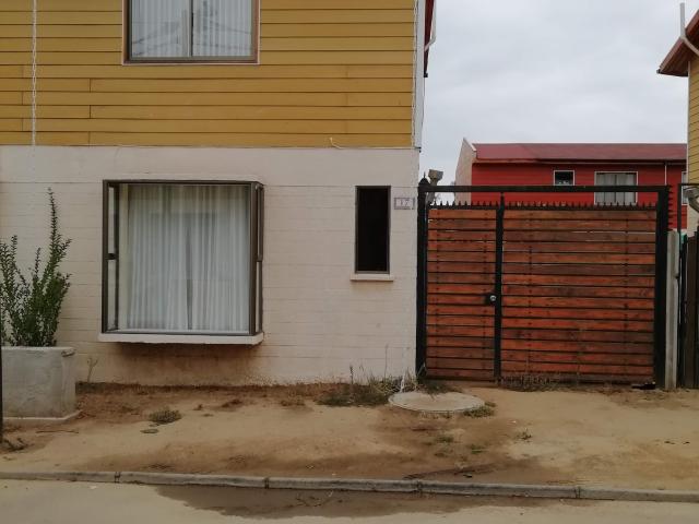 Arriendo Casa en Av. Bernardo Leigthon, Peñablanca