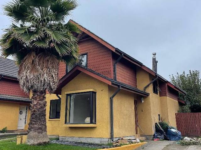 ARRIENDO CASA EN CONDOMINIO EL AVELLANO