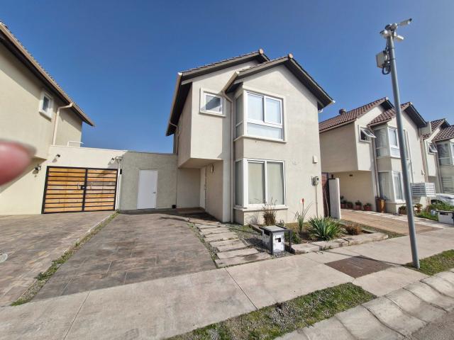 ARRIENDO CASA EN CONDOMINIO, PADRE HURTADO