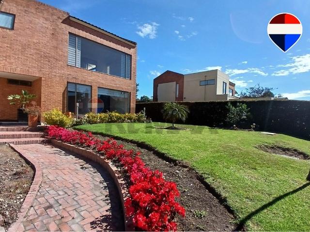 ARRIENDO CASA EN CONJUNTO EN COTA