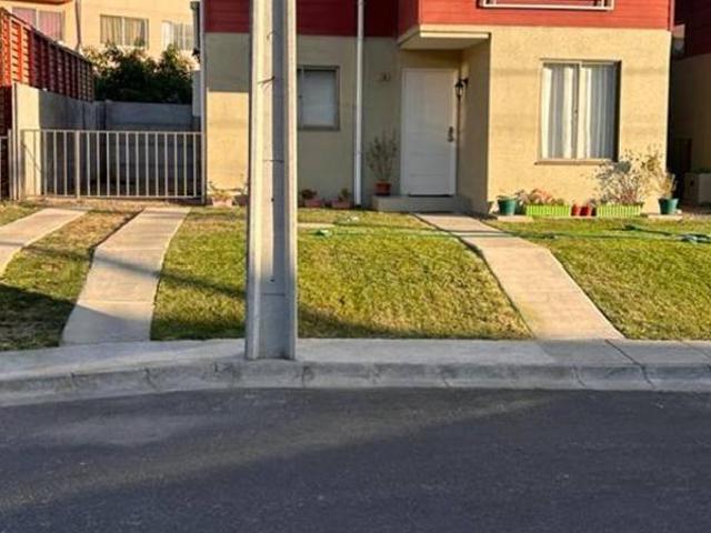 Arriendo casa en la Cruz