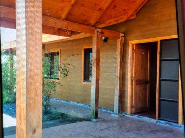 Arriendo casa en parcela