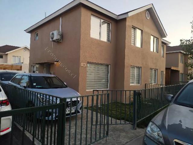 Arriendo casa en Valle Lo Campino Quilicura