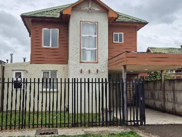 Arriendo casa en villa tres viendos Pocuro