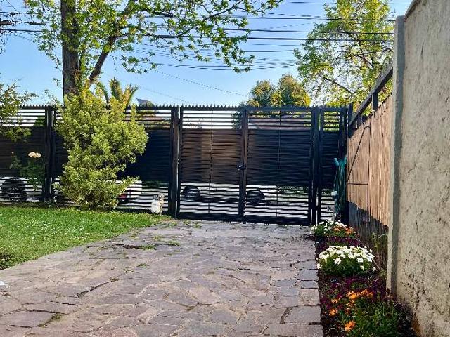 Arriendo casa en Vitacura
