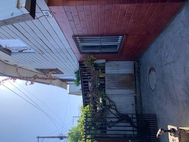 ARRIENDO CASA ESQUINA