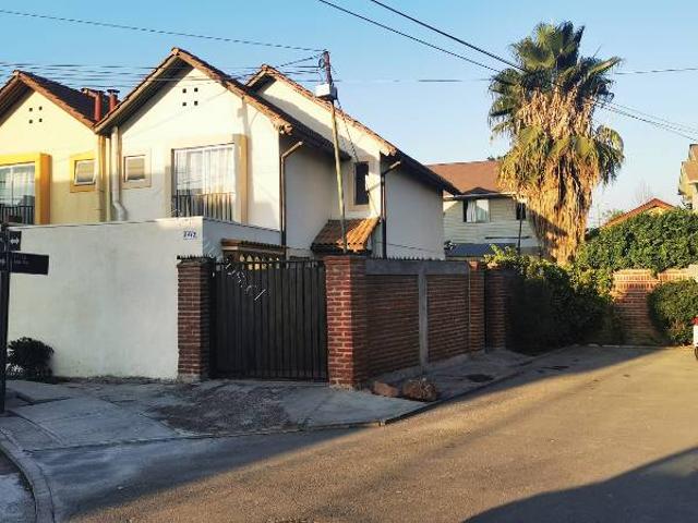 ARRIENDO CASA ESQUINA PARQUE CENTRAL QUILICURA