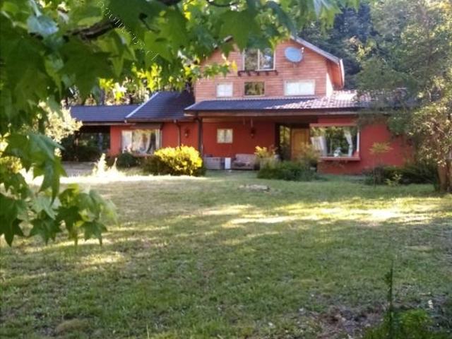 ARRIENDO CASA GRANDE EN VILLARRICA